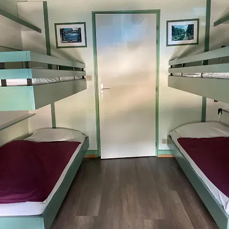 Hotell Des Skieurs 2*