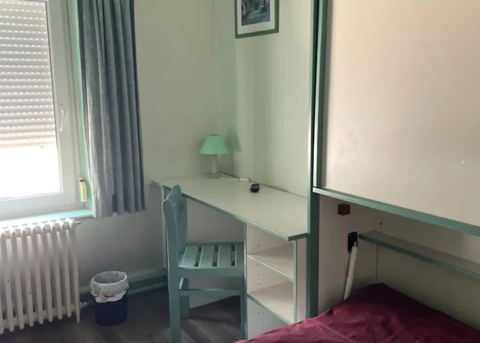 斯齐奥尔斯酒店 2*